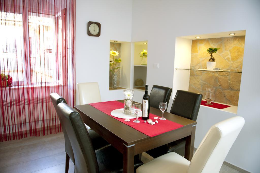 Apartman U Srcu Grada - Ilicev Prolaz Сплит Экстерьер фото